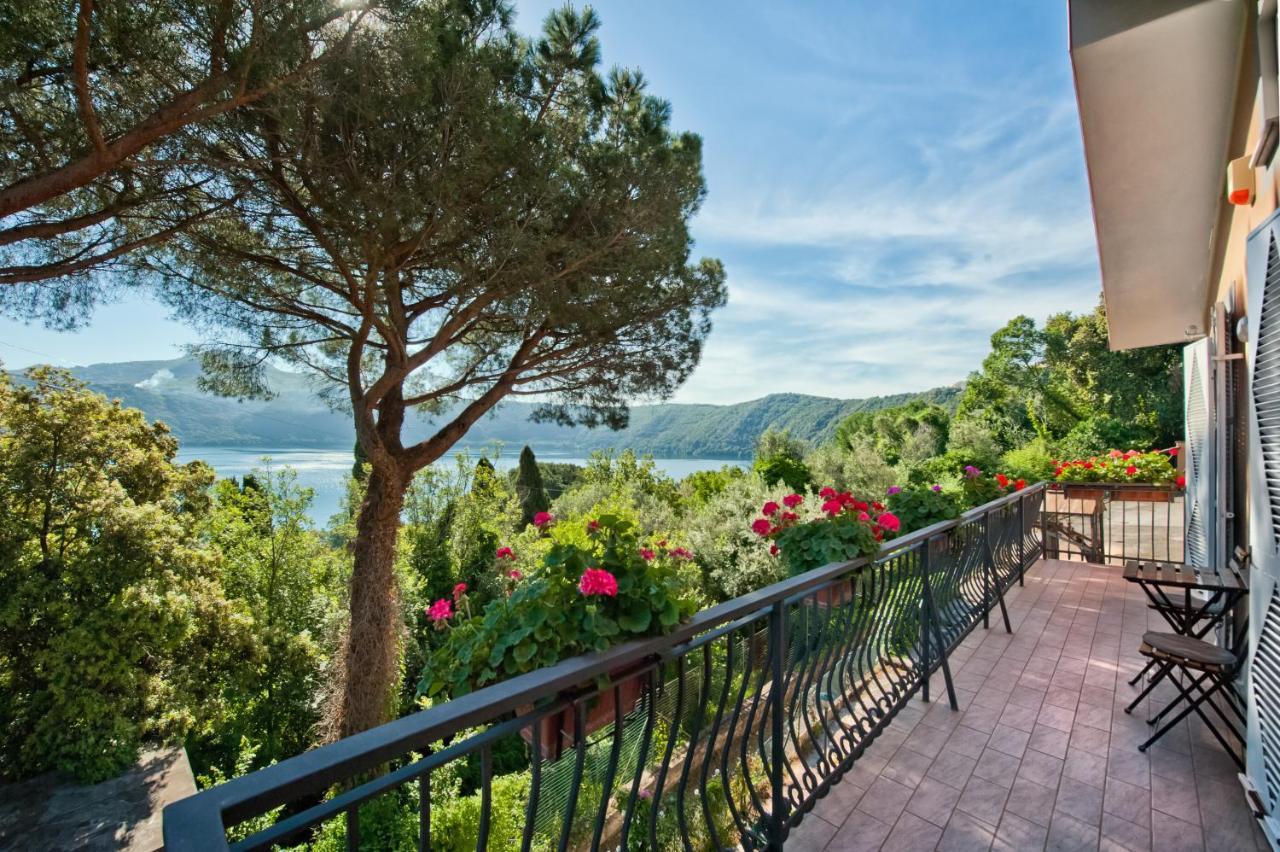Villalbert Castel Gandolfo Exterior foto